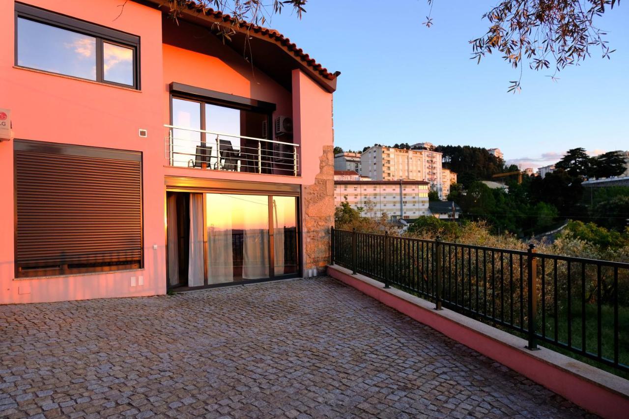 Apartmán T1 Com Cozinha E Vista Magnifica No Centro De Seia Exteriér fotografie
